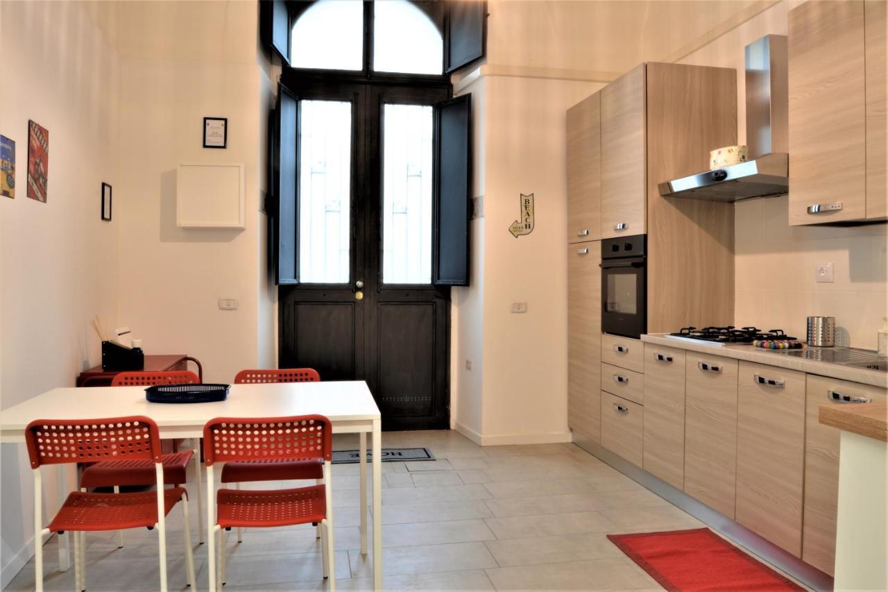 Dock33 - Comfort Loft In Catania Center ภายนอก รูปภาพ